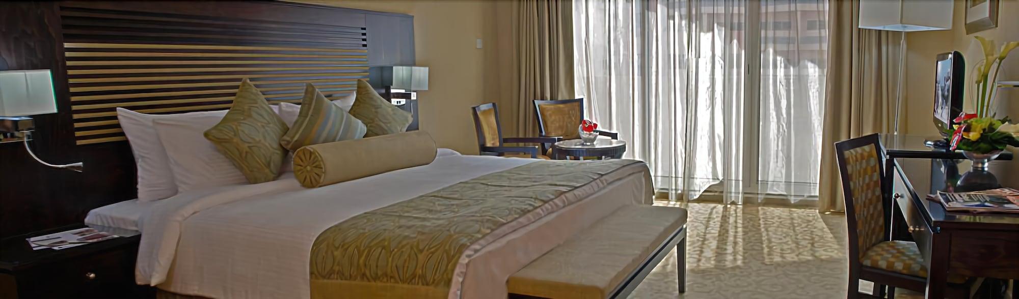 होटल के अलावा Chelsea Gardens 4*