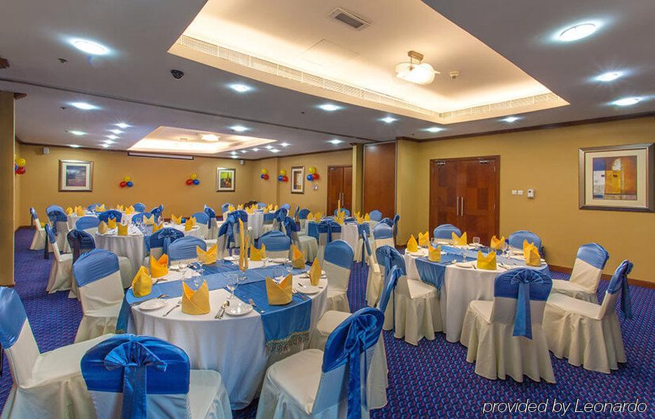 होटल के अलावा Chelsea Gardens 4*